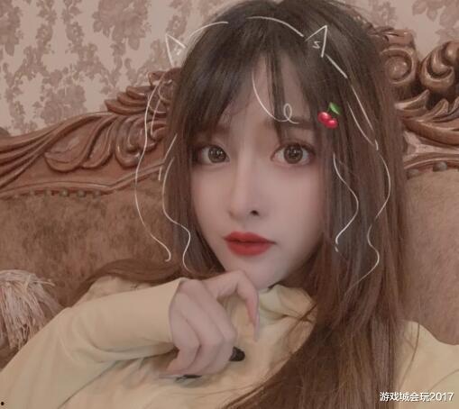 娱乐吃瓜女主播,揭秘娱乐吃瓜女主播的崛起之路